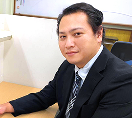 佐鳴予備校の教師_濱田 智也