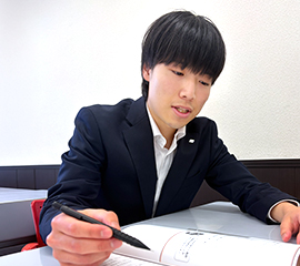 佐鳴予備校の教師_鈴木 涼太