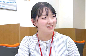 教師紹介_上村先生