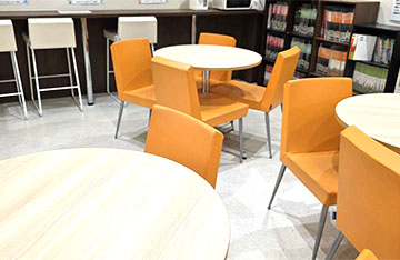 休憩用カウンター